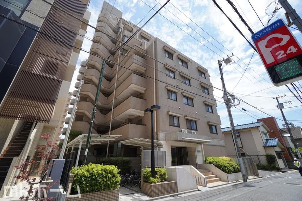 3LDK Apartment for Sale in Funabashi, Chiba - 58.8m² - Thumbnail 2