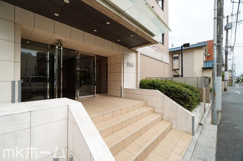 3LDK Apartment for Sale in Funabashi, Chiba - 58.8m² - Thumbnail 4