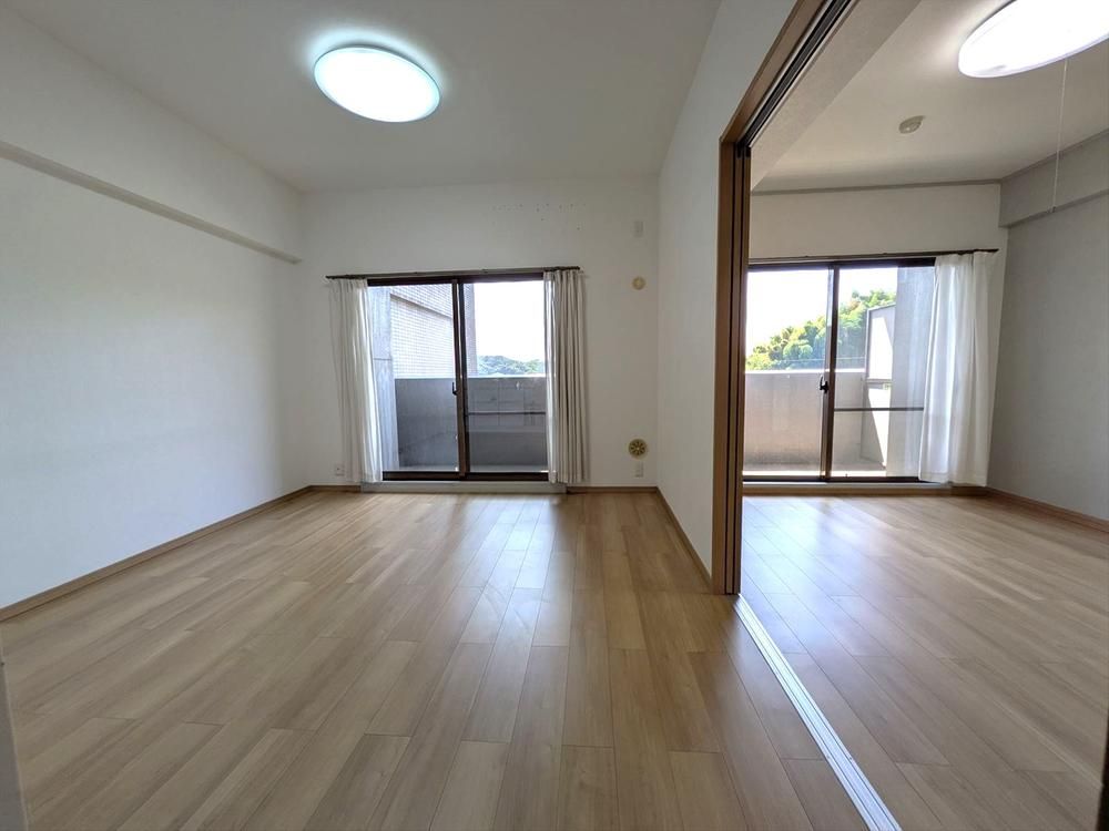 Renovated 3LDK Apartment Near Fukine Station, Matsuyama - Thumbnail 4