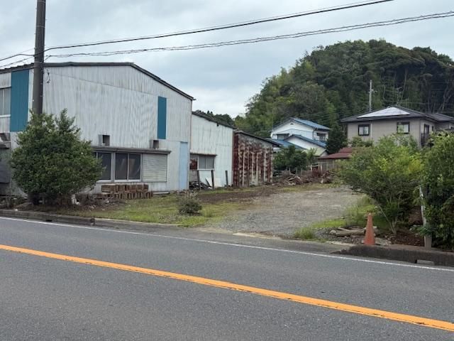 Land for Sale in Ryugasaki, Ibaraki - 439 sqm - Thumbnail 4