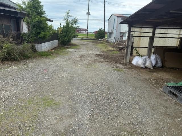Land for Sale in Ryugasaki, Ibaraki - 439 sqm - Thumbnail 3
