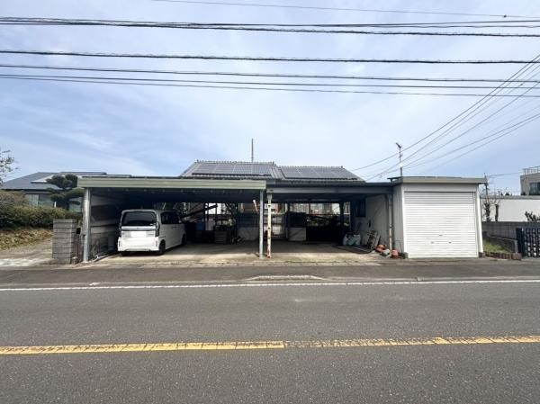2LDK Detached House for Sale in Miyakonojo, Miyazaki - 109m2 - Thumbnail 2