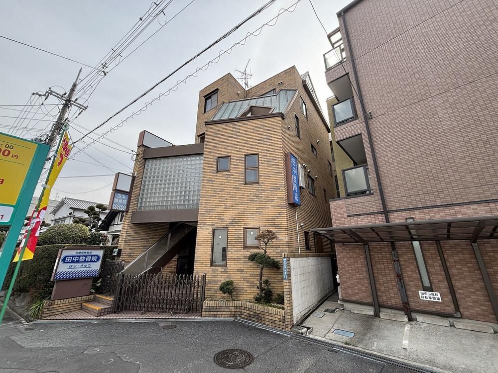 4-Storey Shop-House for Sale Near Kawachi-Yamamoto Station - Thumbnail 3
