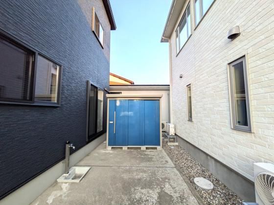 4LDK Detached House for Sale in Kanazawa, Ishikawa - Thumbnail 2