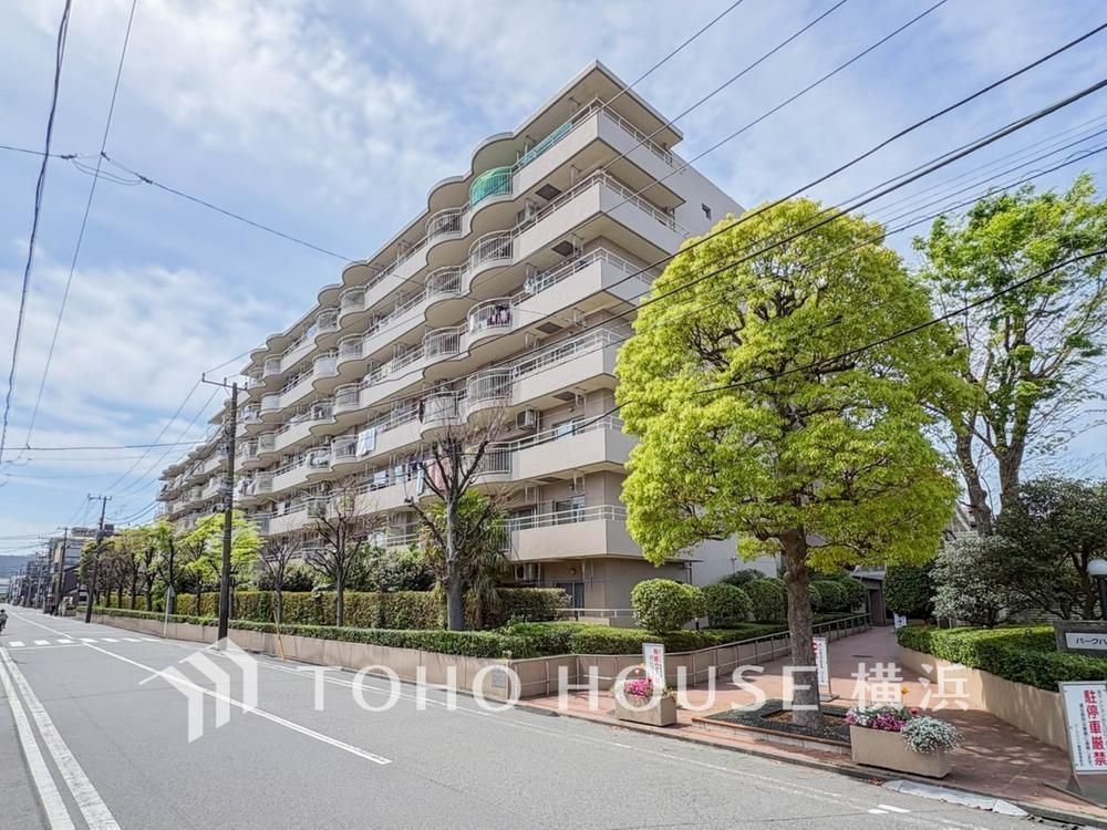 Renovated 3LDK Apartment for Sale in Tsurumi-ku, Yokohama - Thumbnail 4