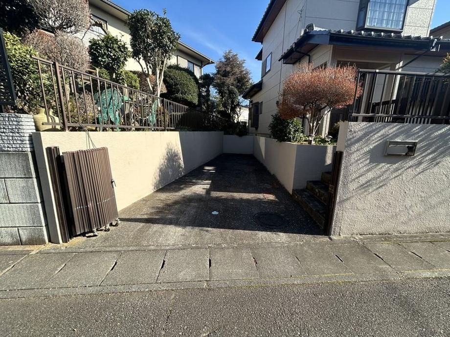 3LDK+S House for Sale in Ryugasaki, Ibaraki - 10 Million Yen - Thumbnail 3