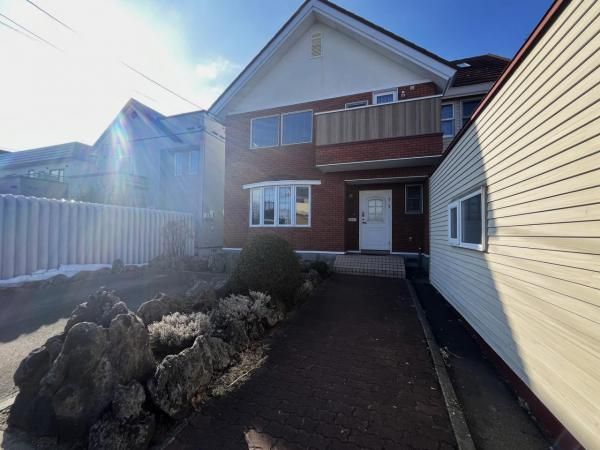 4LDK+S Imported Home with Garage in Chitose, Hokkaido - Thumbnail 4
