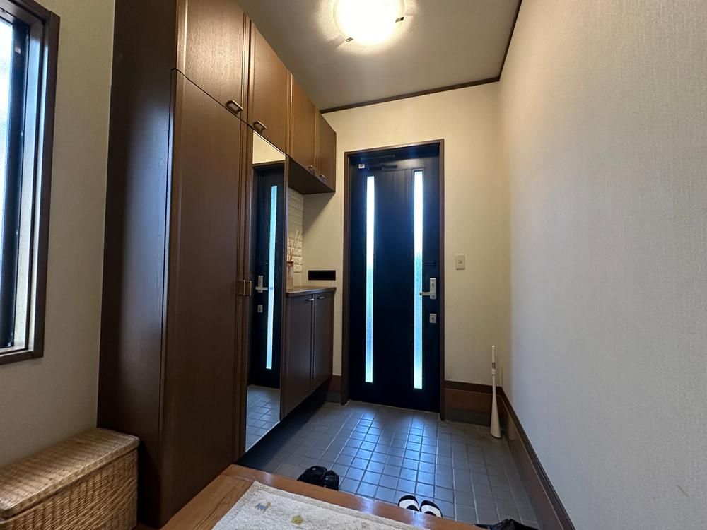 4DK House with Carport for Sale in Tottori City - Thumbnail 2