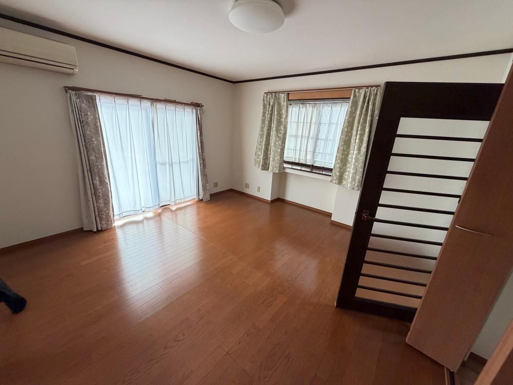 4LDK Detached House for Sale in Funabashi, Chiba - Thumbnail 3