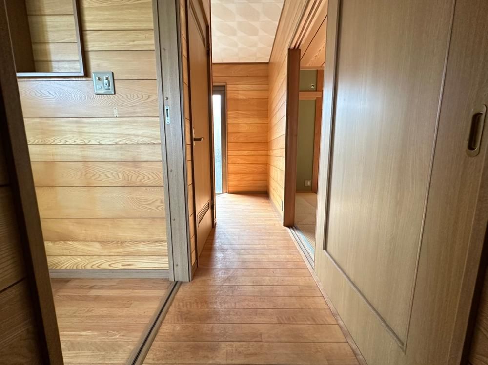 4LDK Detached House for Sale in Kaita, Hiroshima - Thumbnail 2