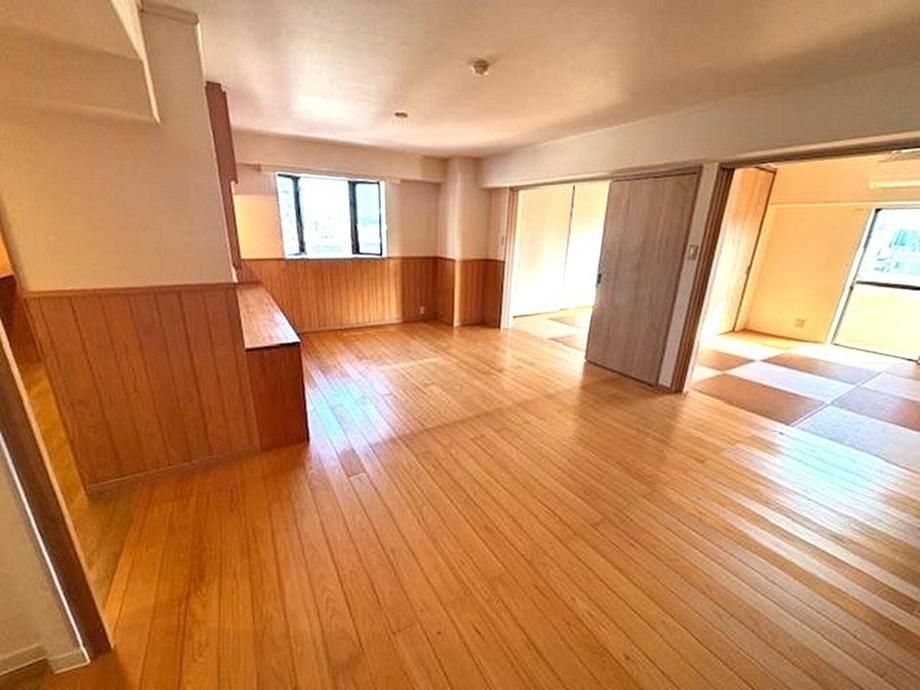 Renovated 3LDK Apartment Near Kochi Station, 78.5sqm - Thumbnail 3
