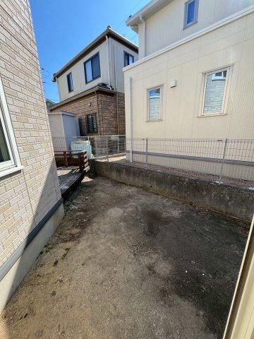 Renovated 4LDK Family House with Large Garden in Takarazuka - Thumbnail 3