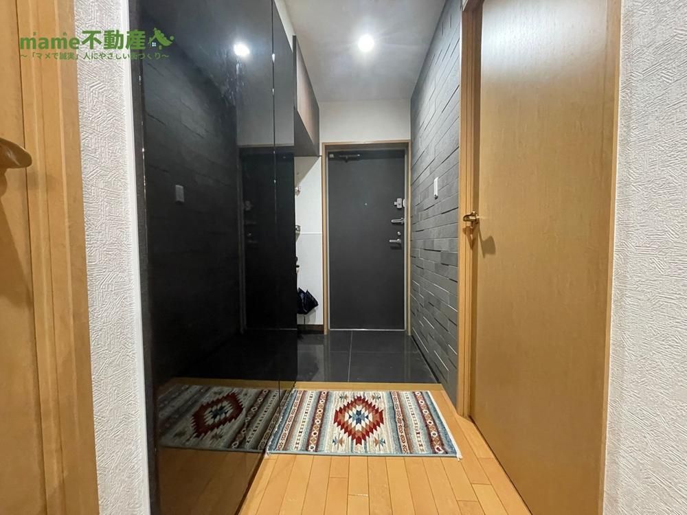 Renovated 2LDK Apartment for Sale Near Toride Station, Ibaraki - Thumbnail 3