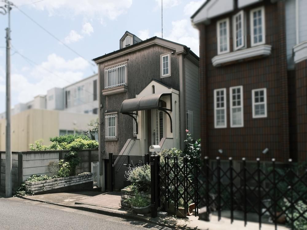 Land for Sale in Kita-Karasuyama, Setagaya-ku, Tokyo - Thumbnail 3