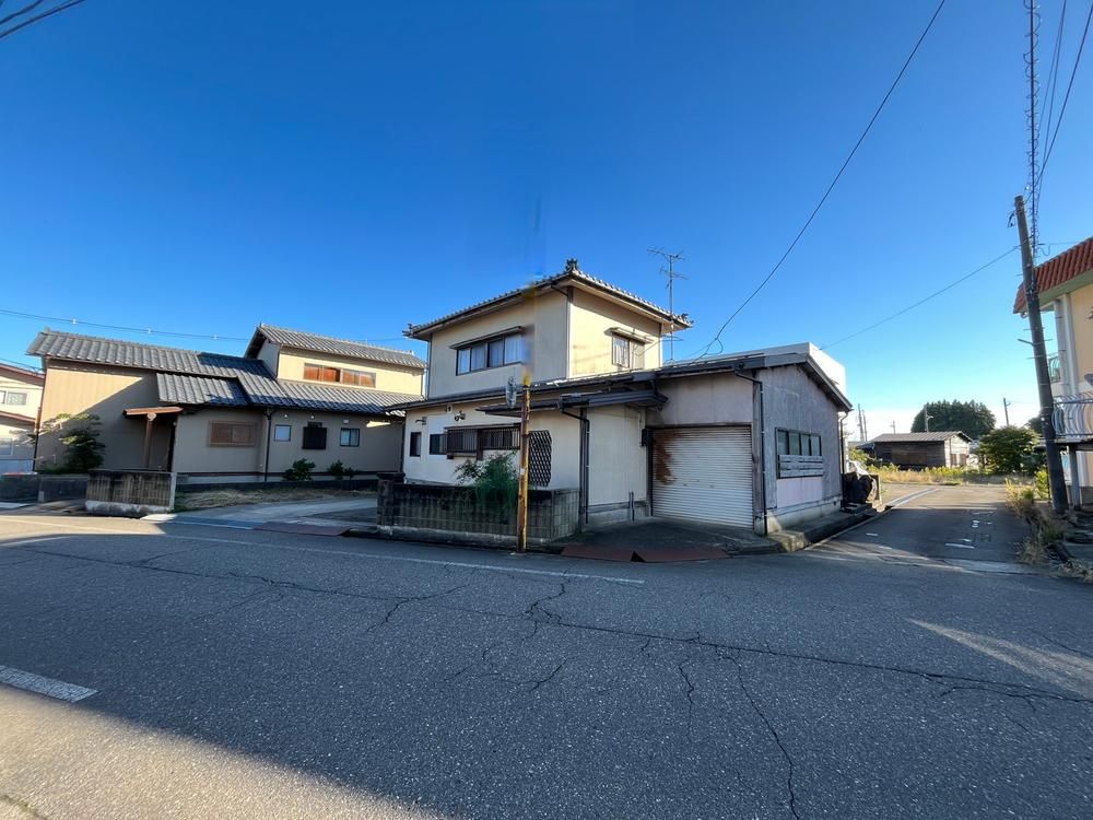 Renovated 5DK House in Joetsu, Niigata with Good Sunlight - Thumbnail 3