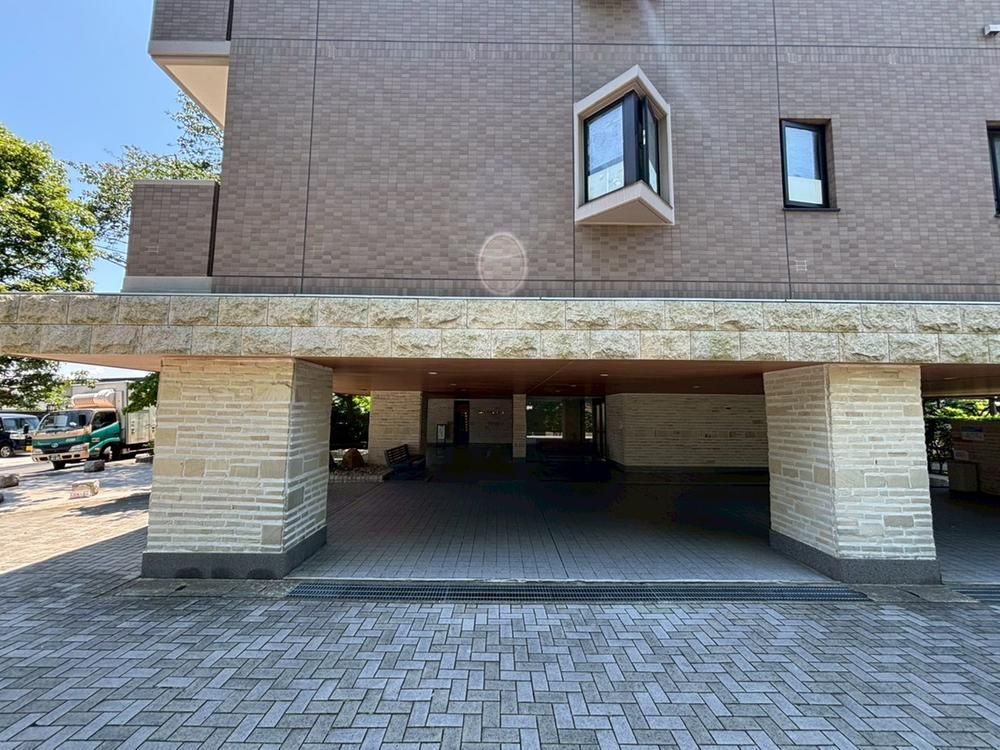 4LDK Apartment for Sale in Funabashi, Chiba - 100m2 - Thumbnail 2