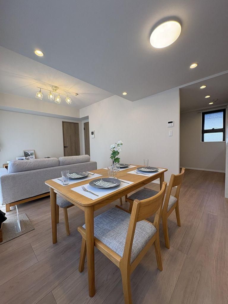 Renovated 3LDK Apartment for Sale in Ebina, Kanagawa - Thumbnail 2