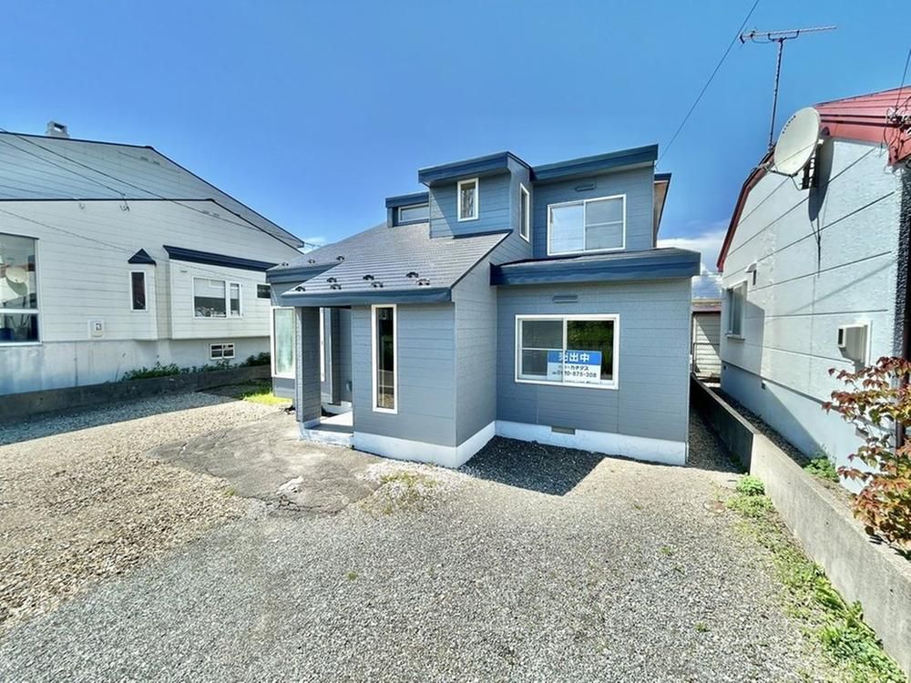 Renovated 3LDK House for Sale in Tomakomai, Hokkaido - Thumbnail 3