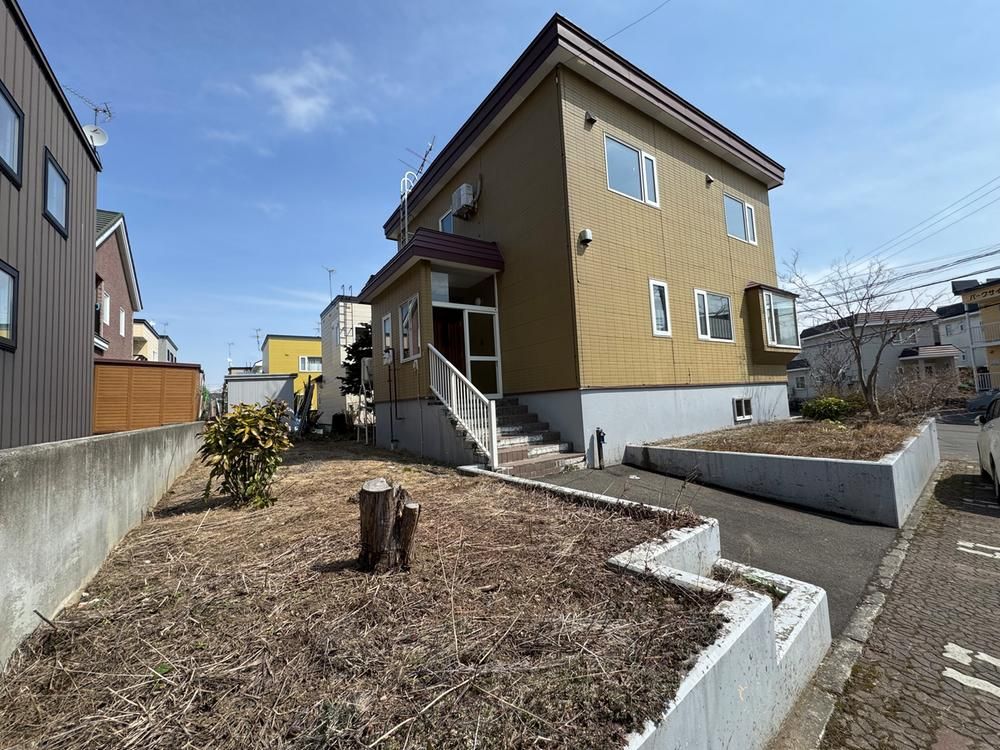 5LDK Detached House in Ebetsu, Hokkaido - 17 Million Yen - Thumbnail 3