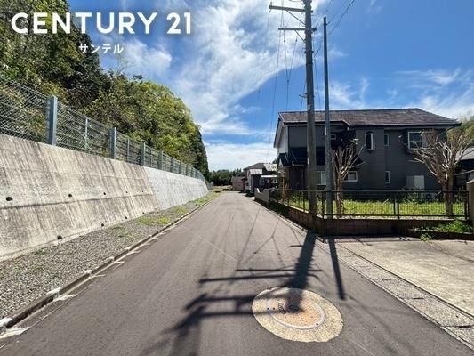 Renovated 3LDK House for Sale in Miyakonojo, Miyazaki - Thumbnail 3