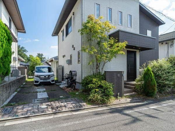 3LDK Detached House in Hachioji, Tokyo with Solar & Ene-Farm - Thumbnail 2