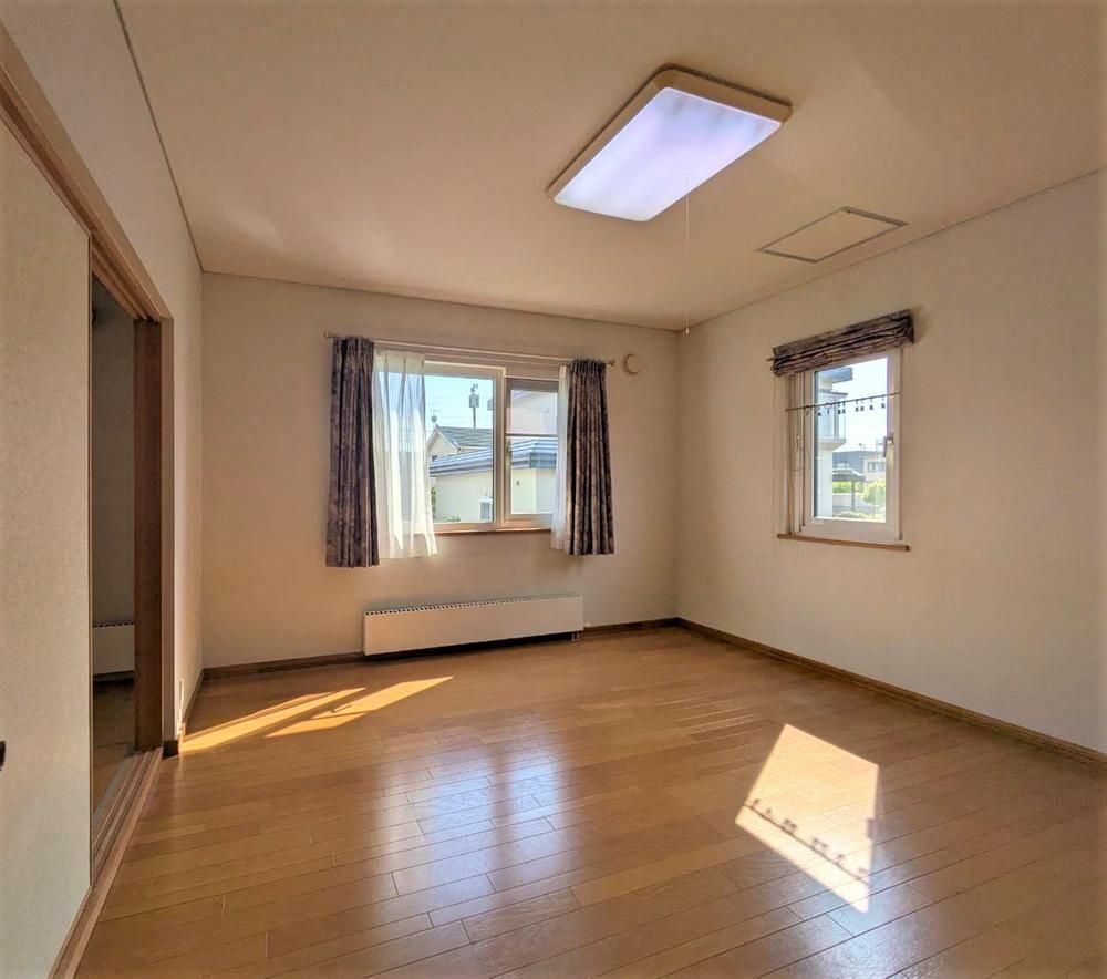 4LDK House for Sale in Toyohira, Sapporo - 149.46m2 - Thumbnail 2