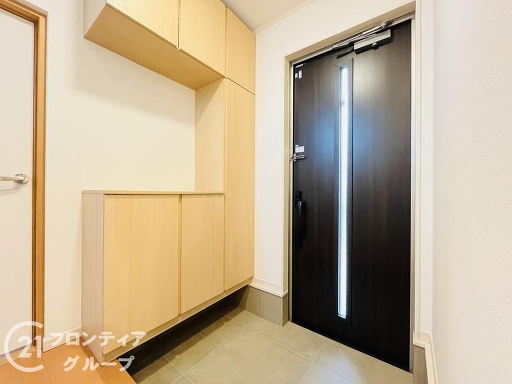 Renovated 4LDK House in Amagasaki, Hyogo - Thumbnail 3
