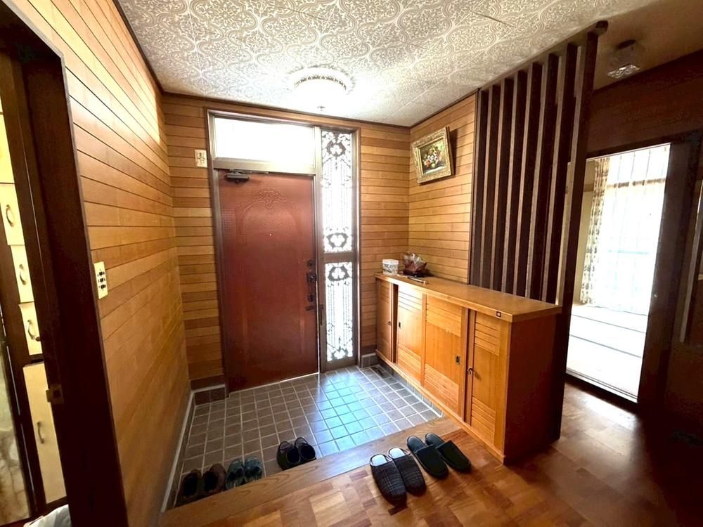 7DK+S House on 208sqm Corner Lot in Sendai's Yagiyama - Thumbnail 4