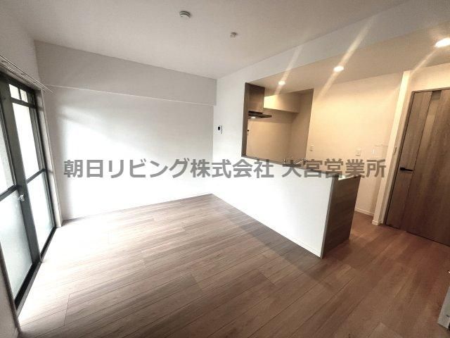 Renovated 2LDK Apartment Near Omiya Koen Station Saitama - Thumbnail 4