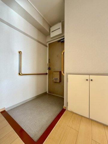 3LDK Renovated Apartment in Kagoshima City for 14.8 Million Yen - Thumbnail 2