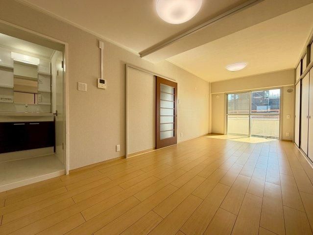 3LDK Renovated Apartment in Kagoshima City for 14.8 Million Yen - Thumbnail 4