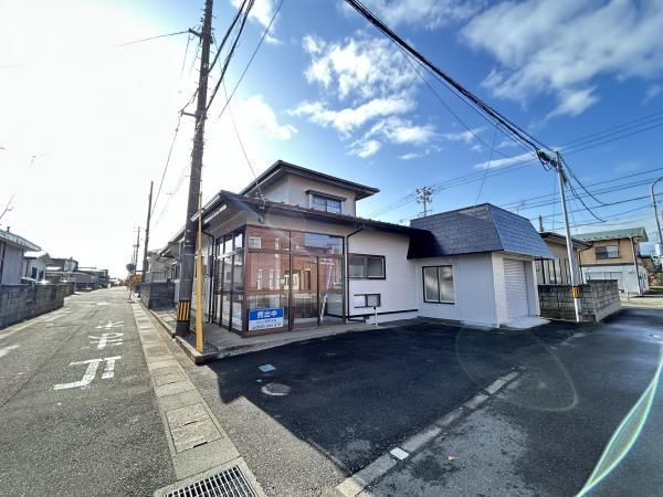 Renovated 4LDK House in Akita City with 217m² Land - Thumbnail 3