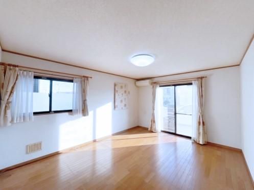 4LDK Detached House for Sale in Funabashi, Chiba - Thumbnail 4