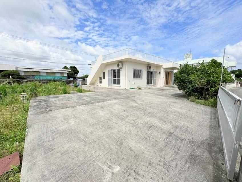 3LDK House for Sale in Nakagusuku Village, Okinawa - 115m2 - Thumbnail 3