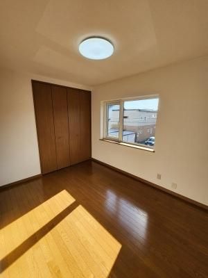 4LDK Renovated House in Hokuto City, Hokkaido for Sale - Thumbnail 4