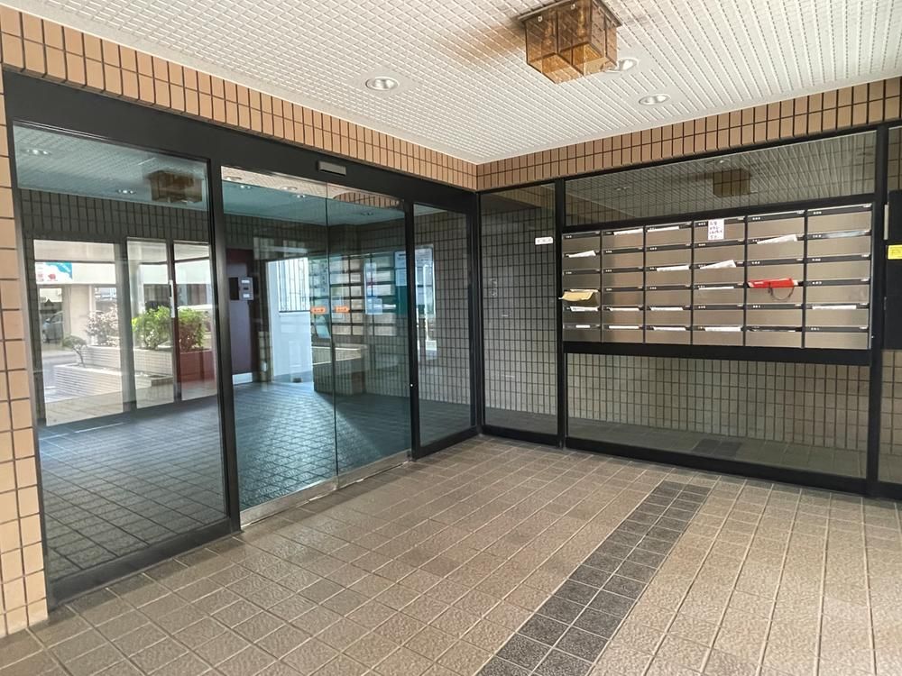 Renovated 4DK Apartment for Sale in Miyazaki City - Thumbnail 3