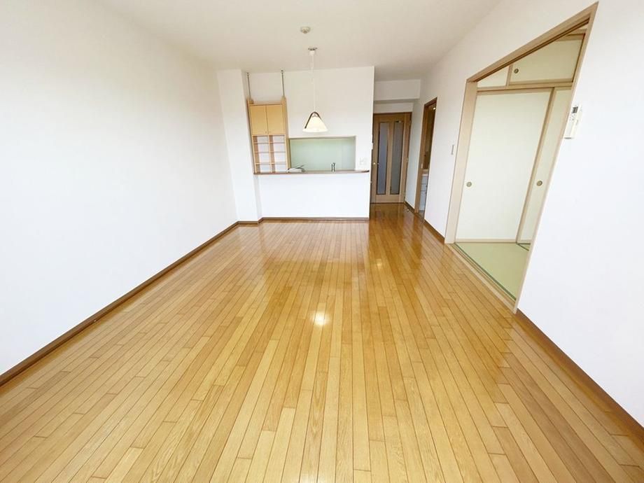 3LDK Apartment for Sale in Sendai, Miyagi - Royal Court Kawaramachi - Thumbnail 3