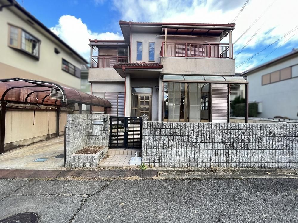 Renovated 5DK+S House for Sale in Yamatokoriyama, Nara - Thumbnail 2