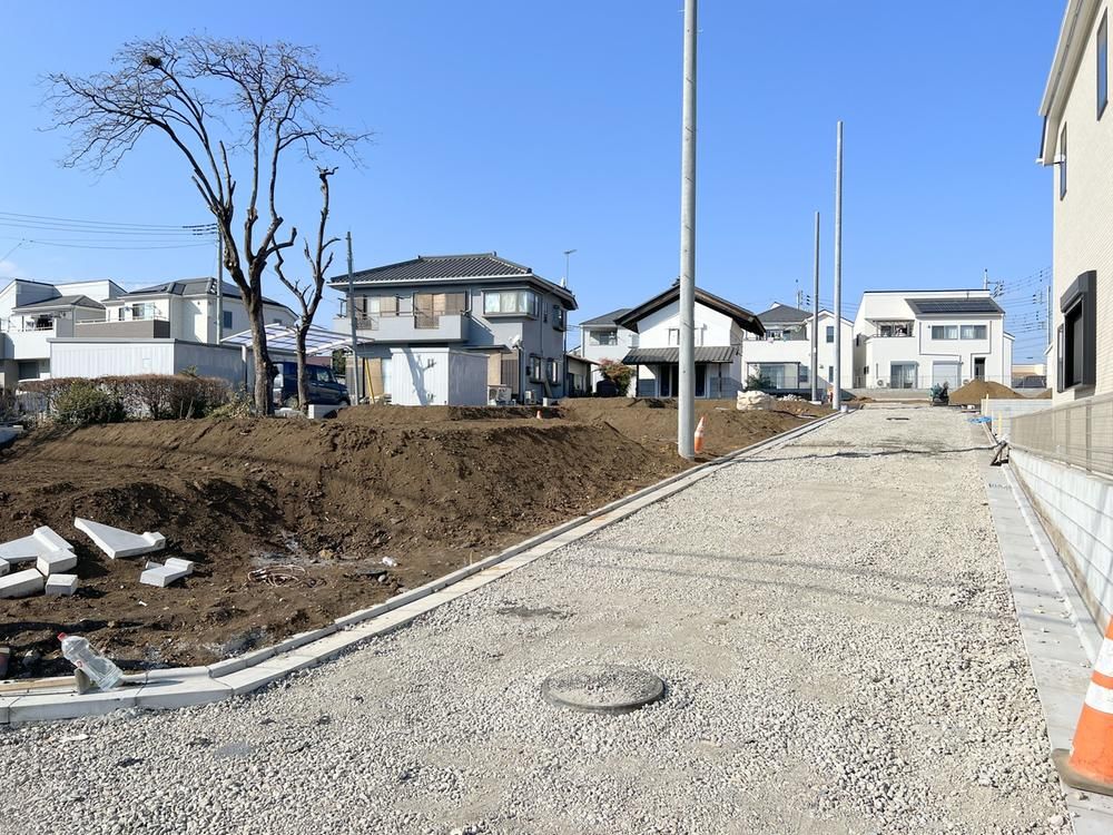 Land for Sale in Ome City, Tokyo - No Construction Conditions - Image 1