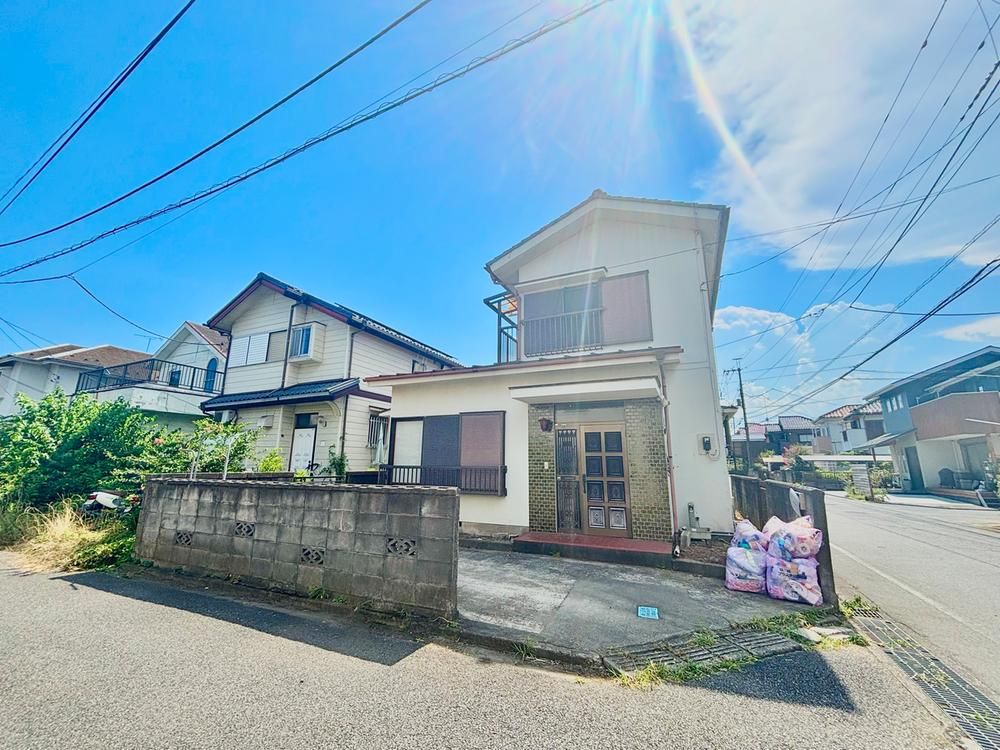Land for Sale in Ome City, Tokyo with Existing Old House - Thumbnail 2