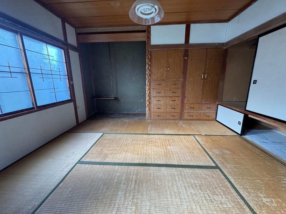 4LDK Used House for Sale in Minami-ku, Sapporo, Hokkaido - Thumbnail 3