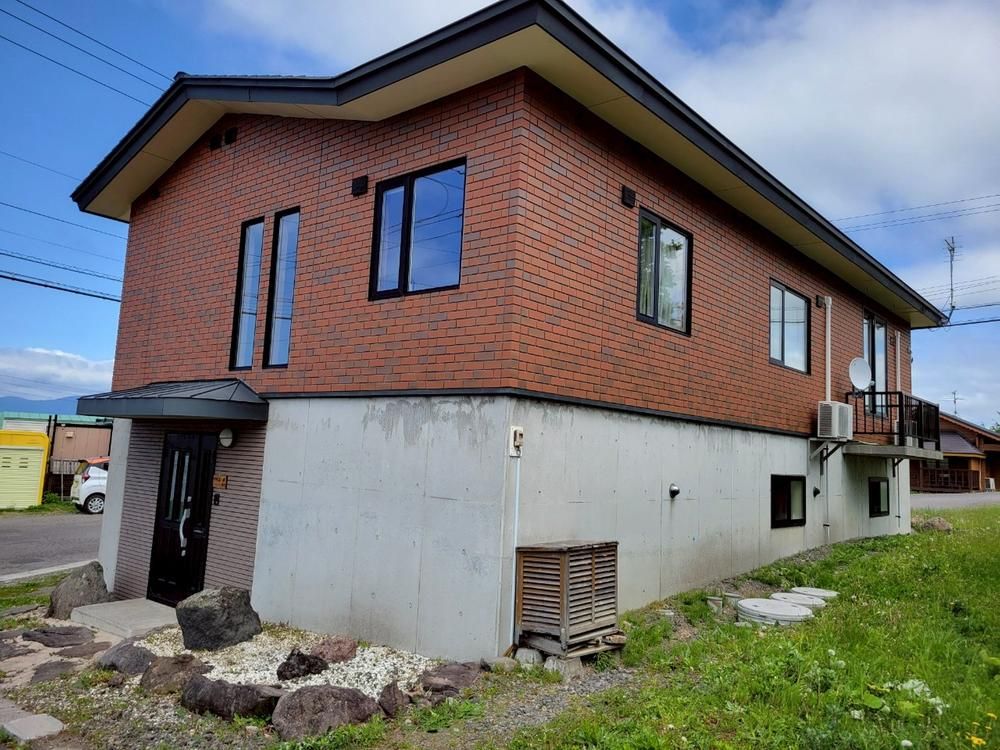 Used 2LDK House for Sale in Iwanai, Hokkaido - 194m² - Thumbnail 4
