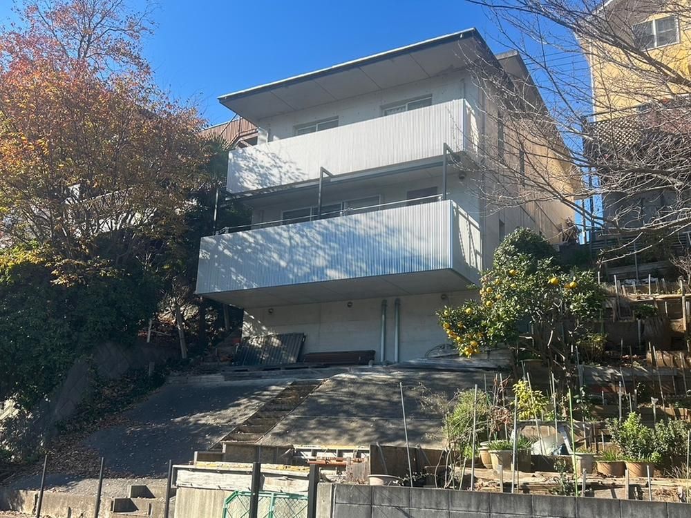 3LDK+S Designer House in Funabashi, Chiba for Sale - Thumbnail 2