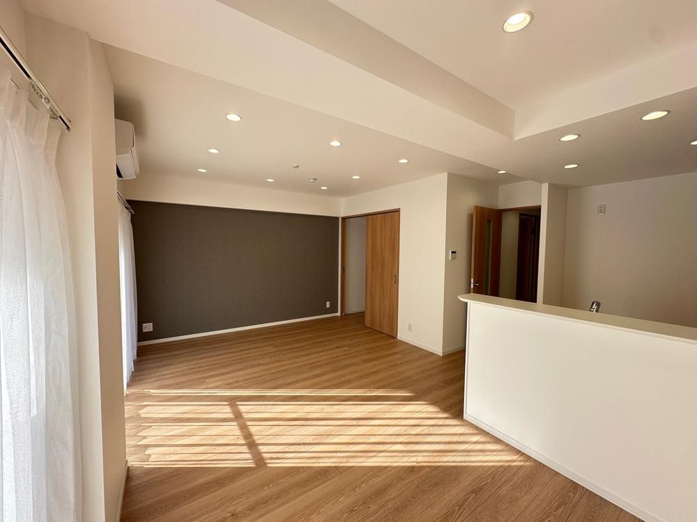 Renovated 3LDK Apartment for Sale in Nishifunabashi, Funabashi - Thumbnail 4