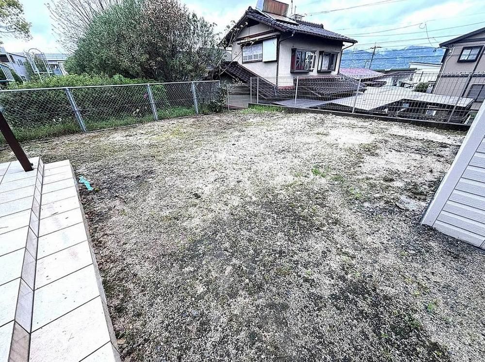Renovated 5LDK House in Dazaifu with Garden and Parking - Thumbnail 4