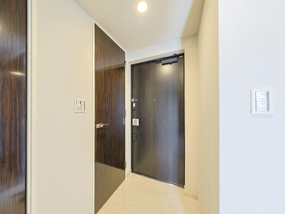 Umeda Garden Residence 3LDK+S Condo for Sale in Osaka - Thumbnail 3