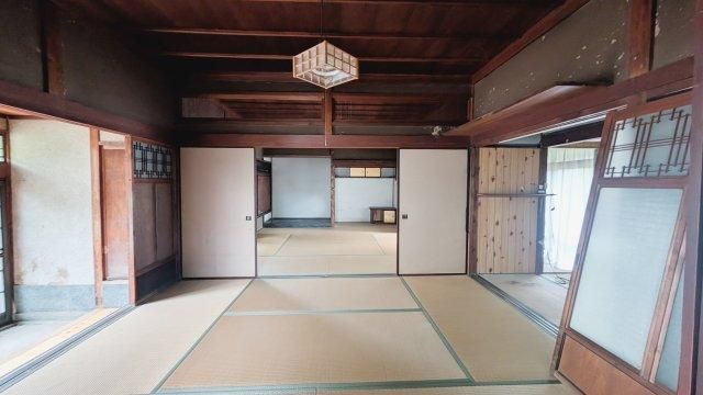 5DK Traditional House for Sale in Mitoyo City, Kagawa - Thumbnail 4