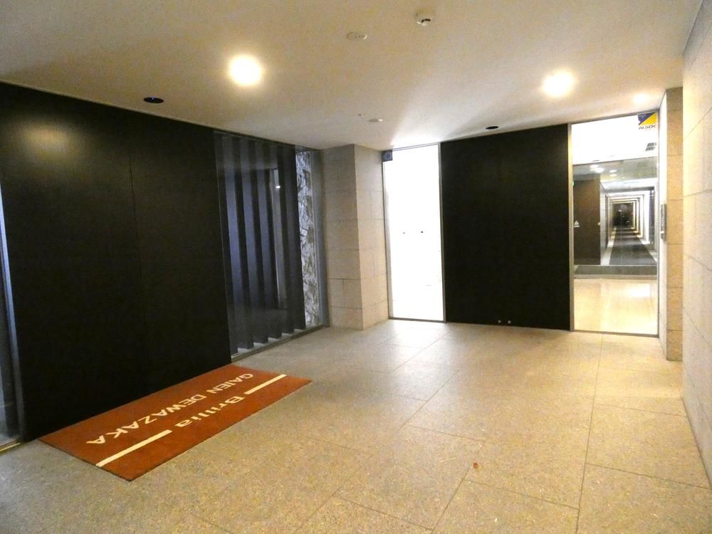 3LDK Apartment for Sale in Shinjuku, Tokyo - 78m² - Thumbnail 3
