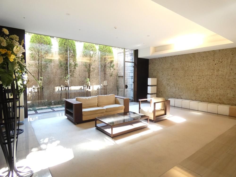 3LDK Apartment for Sale in Shinjuku, Tokyo - 78m² - Thumbnail 4