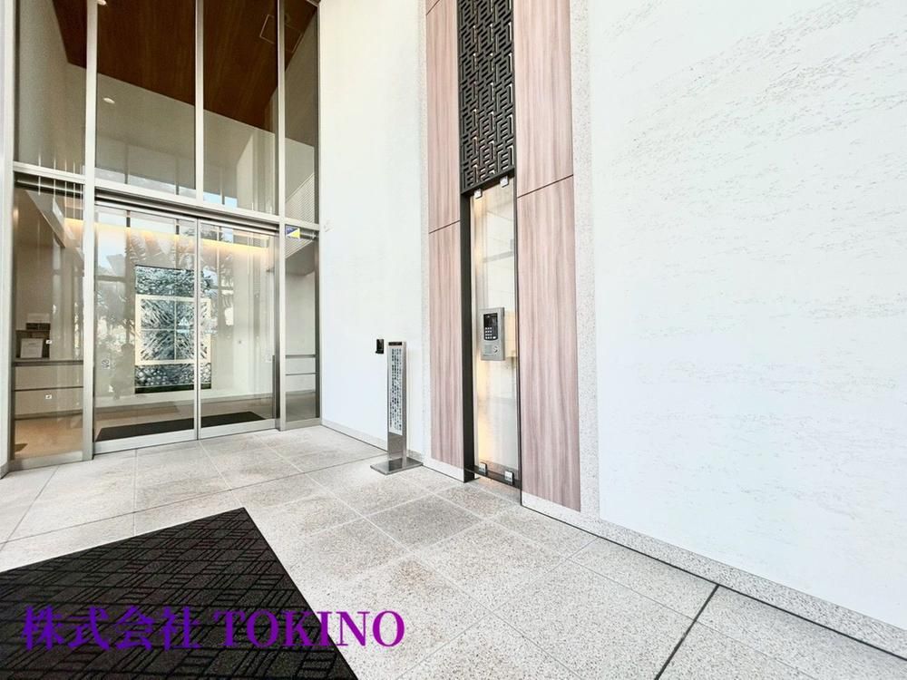 2LDK Apartment for Sale in Ginowan, Okinawa - 68.88m2 - Thumbnail 2